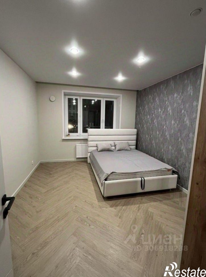 2-комн квартира улица Республики, 204 к13,  д. 204 к13