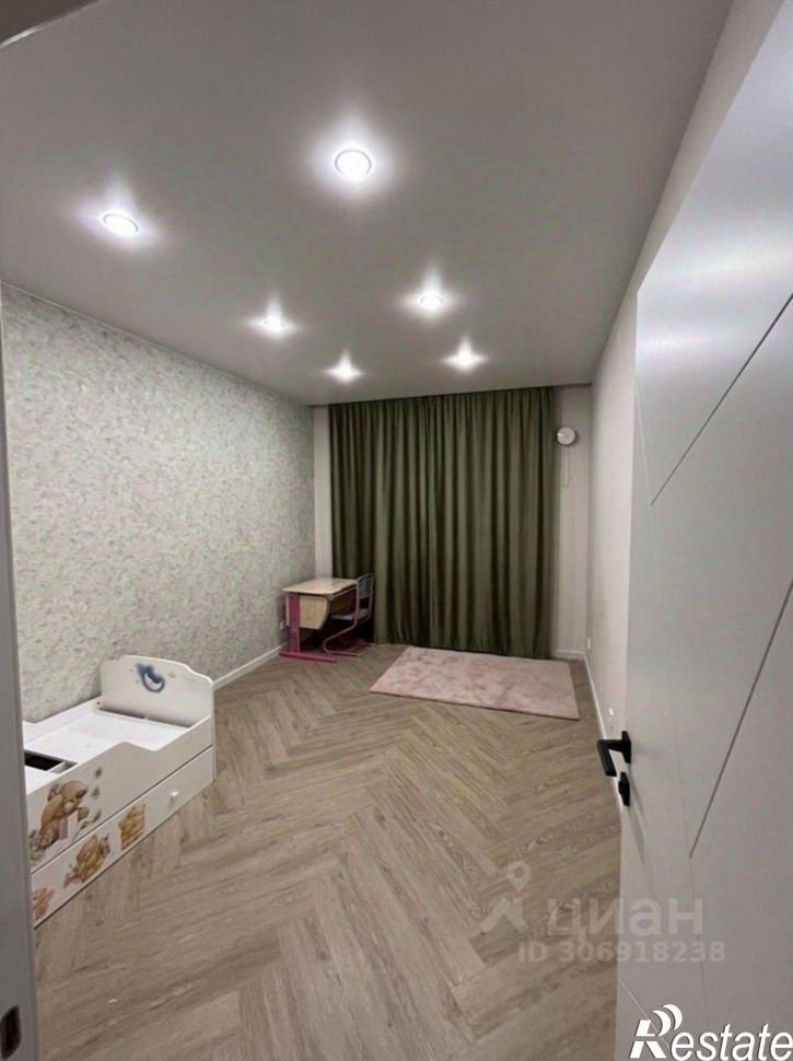 2-комн квартира улица Республики, 204 к13,  д. 204 к13