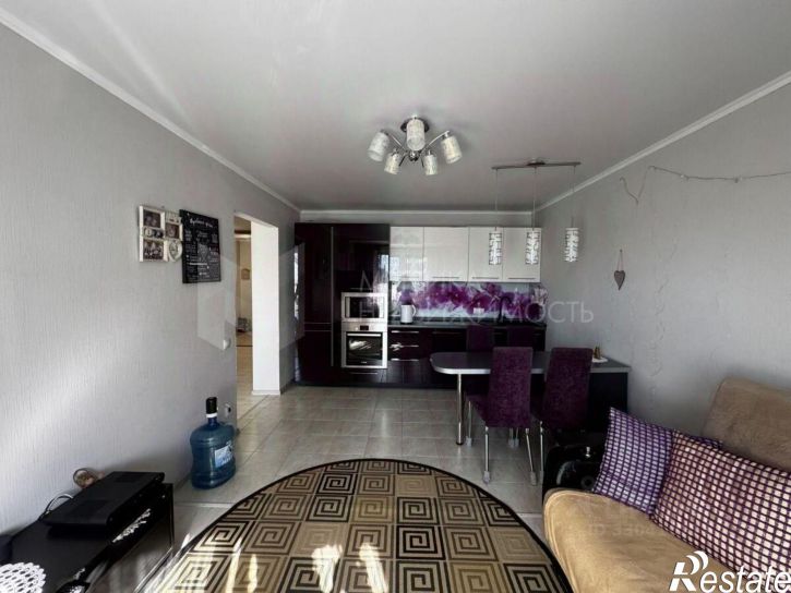 3-комн квартира улица Газовиков, 61,  д. 61