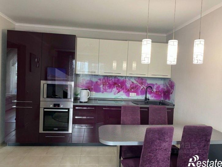 3-комн квартира улица Газовиков, 61,  д. 61