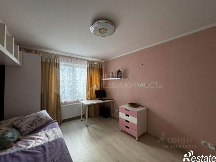 3-комн квартира улица Газовиков, 61,  д. 61