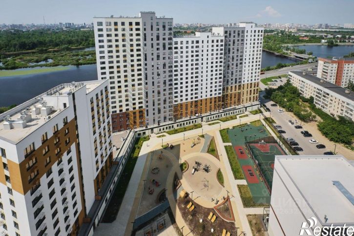 3-комн квартира в новом доме ул Домостроителей, 2,  д. 2