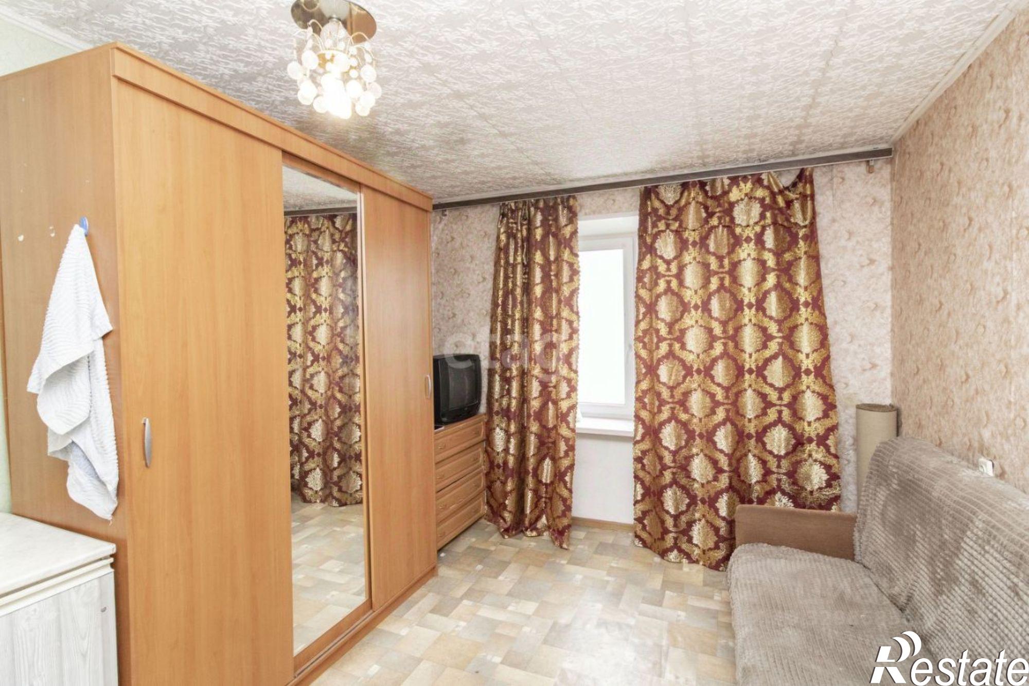 Купить комнату за 1 200 000 рублей на улица Республики, 229