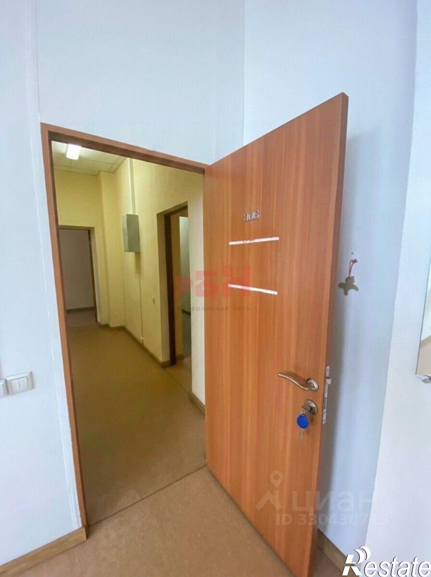 Сдать офис, помещение под офис за 32 000 рублей на улица Республики, 26