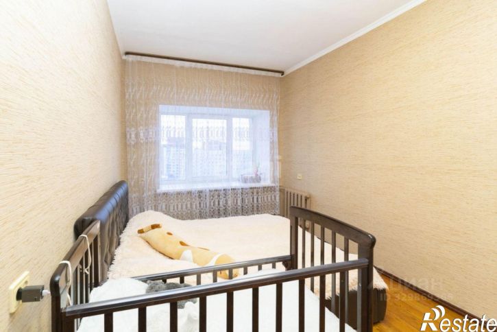 4-комн квартира улица 30 лет Победы, 144,  д. 144