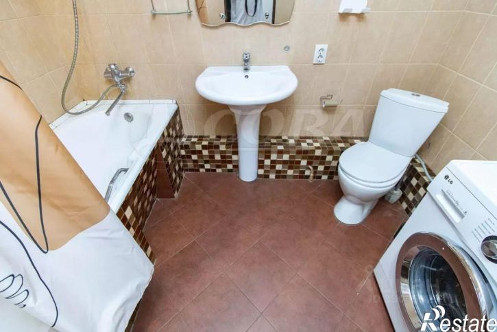 3-комн квартира ул Ялуторовская, 29,  д. 29