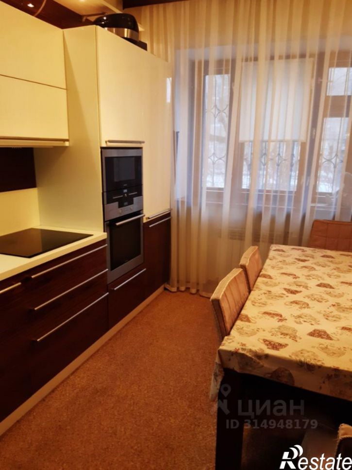 4-комн квартира Перекопская улица, 3,  д. 3