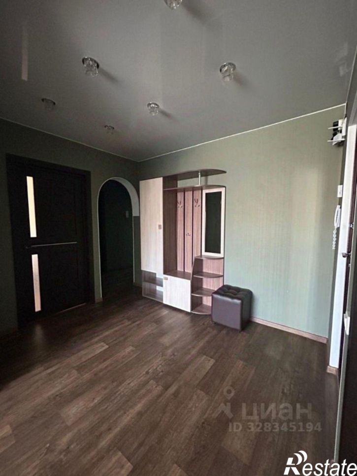 3-комн квартира Кремлёвская улица, 102 к1,  д. 102 к1