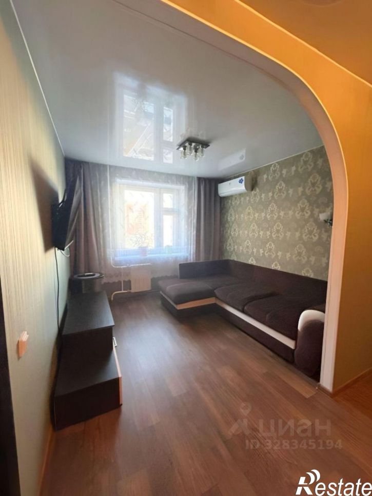 3-комн квартира Кремлёвская улица, 102 к1,  д. 102 к1