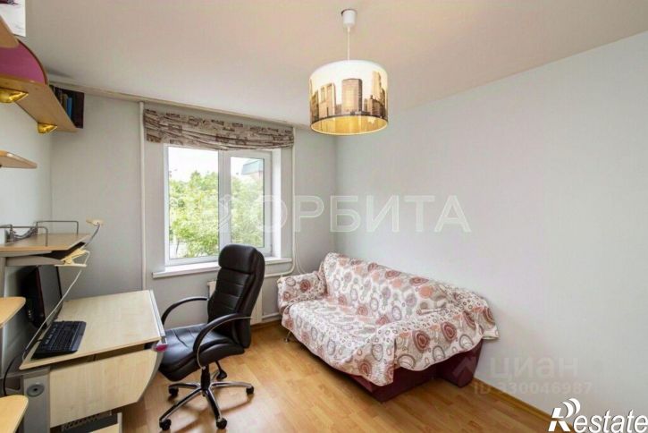4-комн квартира ул 50 лет Октября, 30,  д. 30