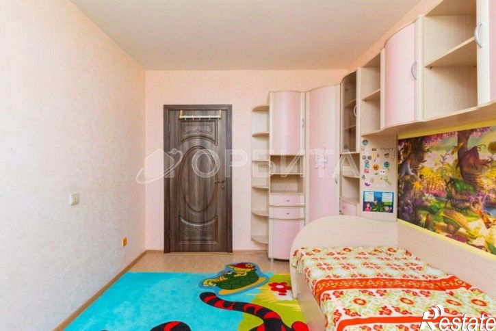 3-комн квартира Стартовая улица, 5,  д. 5