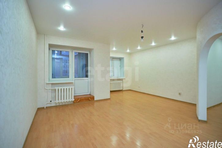 3-комн квартира ул Сургутская, 11 4,  д. 11 4,  к. 4