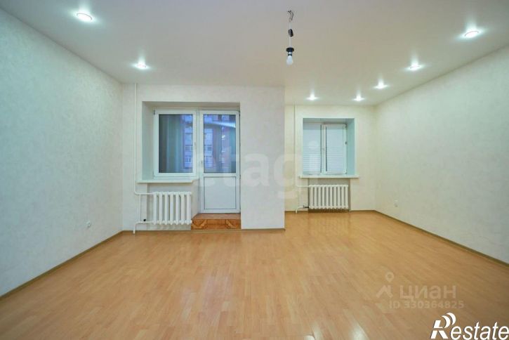 3-комн квартира ул Сургутская, 11 4,  д. 11 4,  к. 4