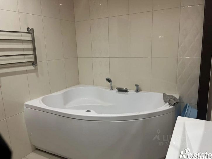 2-комн квартира ул Монтажников, 13б,  д. 13б