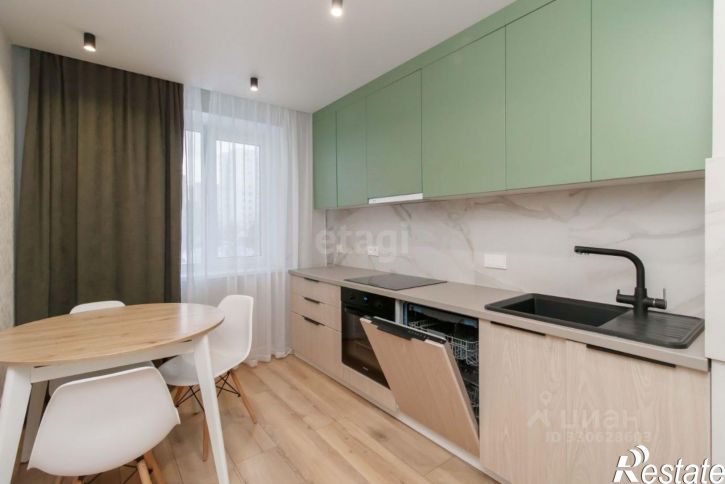 4-комн квартира ул Широтная, 17а,  д. 17а