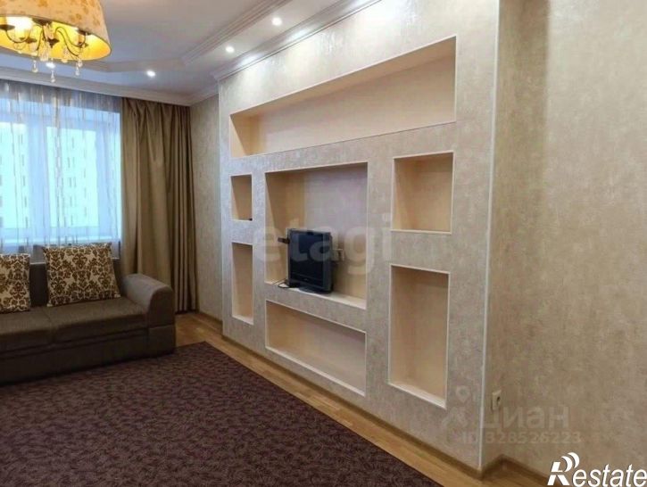 2-комн квартира ул Революции, 228 3,  д. 228 3,  к. 3