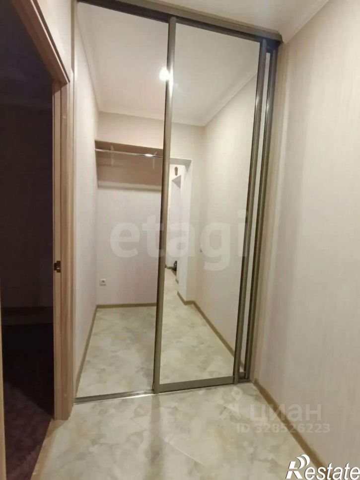 2-комн квартира ул Революции, 228 3,  д. 228 3,  к. 3