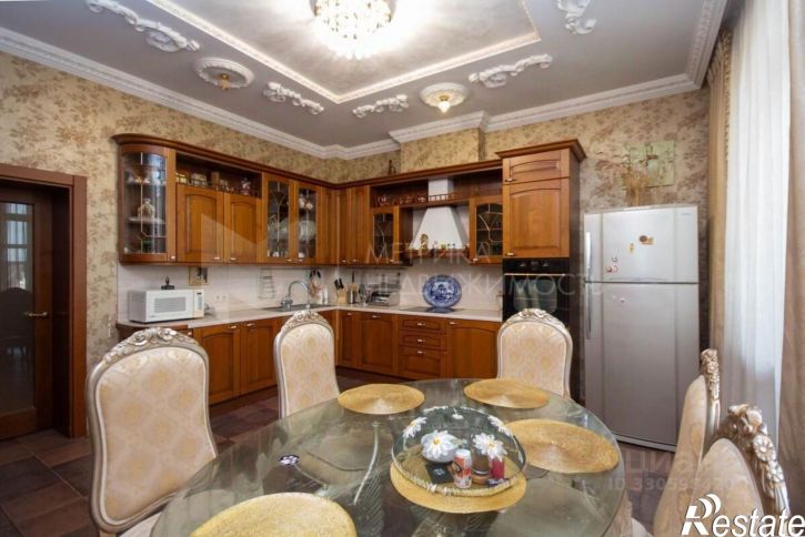 3-комн квартира улица Володарского, 17,  д. 17