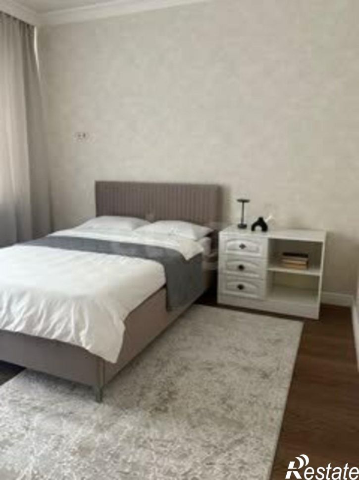 3-комн квартира Московский тракт, 88,  д. 88