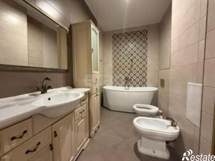 3-комн квартира Московский тракт, 88,  д. 88
