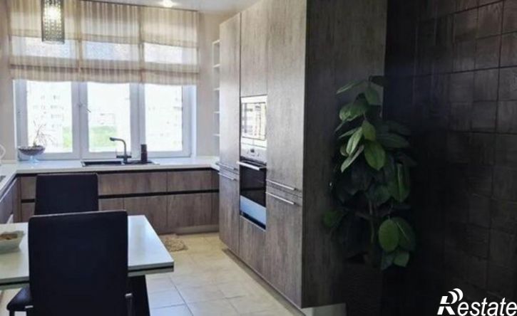 3-комн квартира ул Николая Зелинского, 17,  д. 17