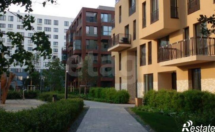 4-комн квартира улица Газовиков, 44,  д. 44