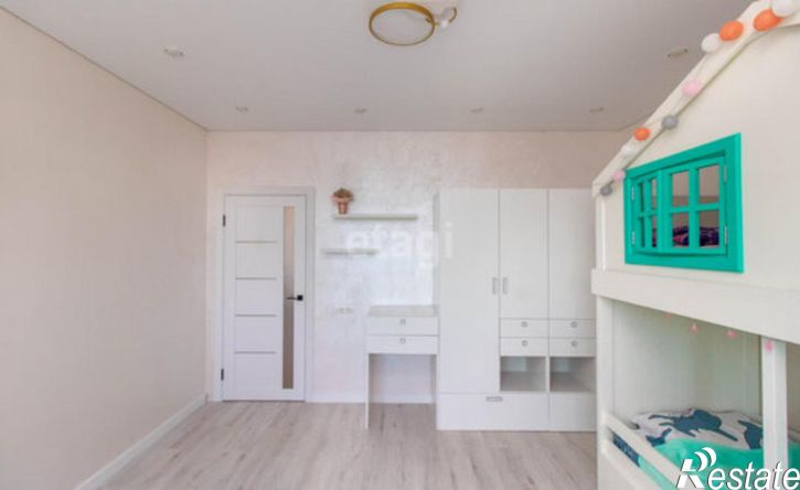 2-комн квартира улица Пожарных и спасателей, 5,  д. 5