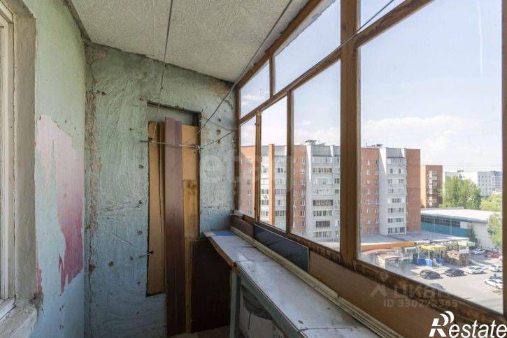 4-комн квартира ул Моторостроителей, 1,  д. 1