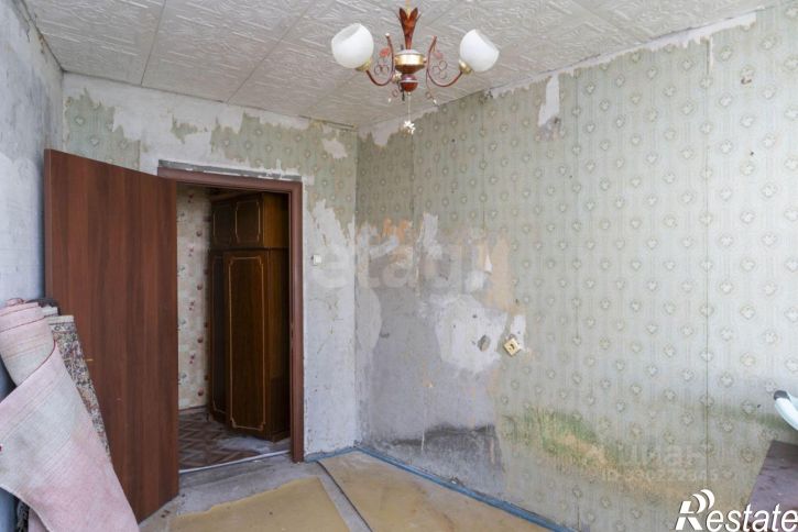 4-комн квартира ул Моторостроителей, 1,  д. 1