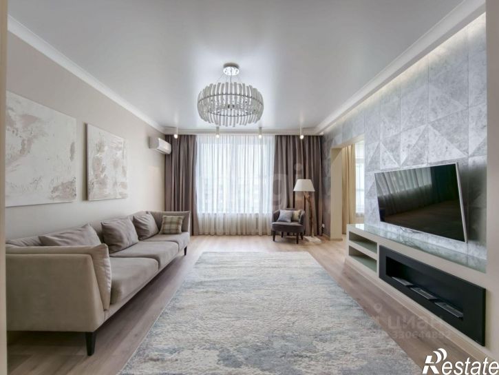 3-комн квартира улица Федюнинского, 30,  д. 30