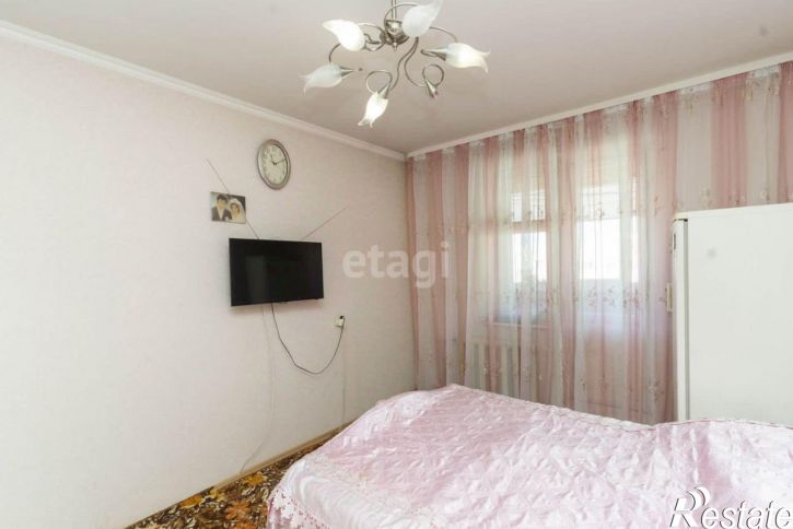 3-комн квартира улица Моторостроителей, 5,  д. 5