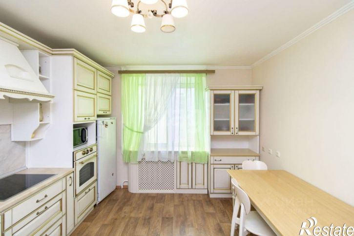 3-комн квартира улица 50 лет Октября, 30,  д. 30