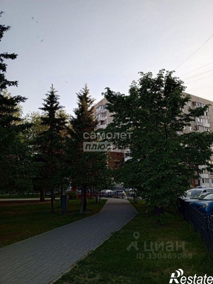 2-комн квартира улица Валерии Гнаровской, 5,  д. 5