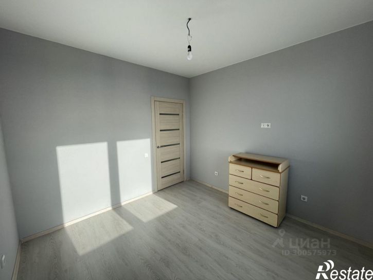 2-комн квартира улица Александра Протозанова, 4,  д. 4