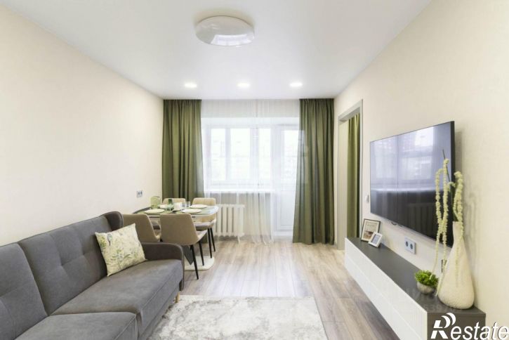 2-комн квартира улица Александра Матросова, 27,  д. 27
