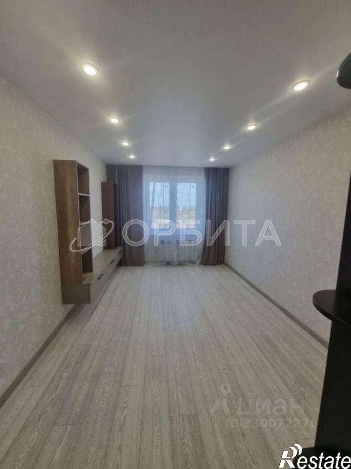 1-комн квартира улица Алексея Леонова, 32,  д. 32