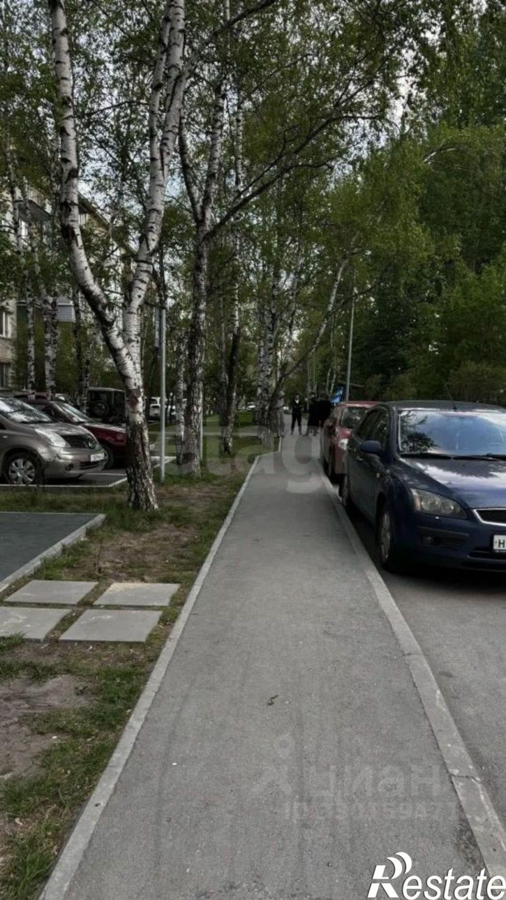 3-комн квартира Ялуторовская улица, 16,  д. 16