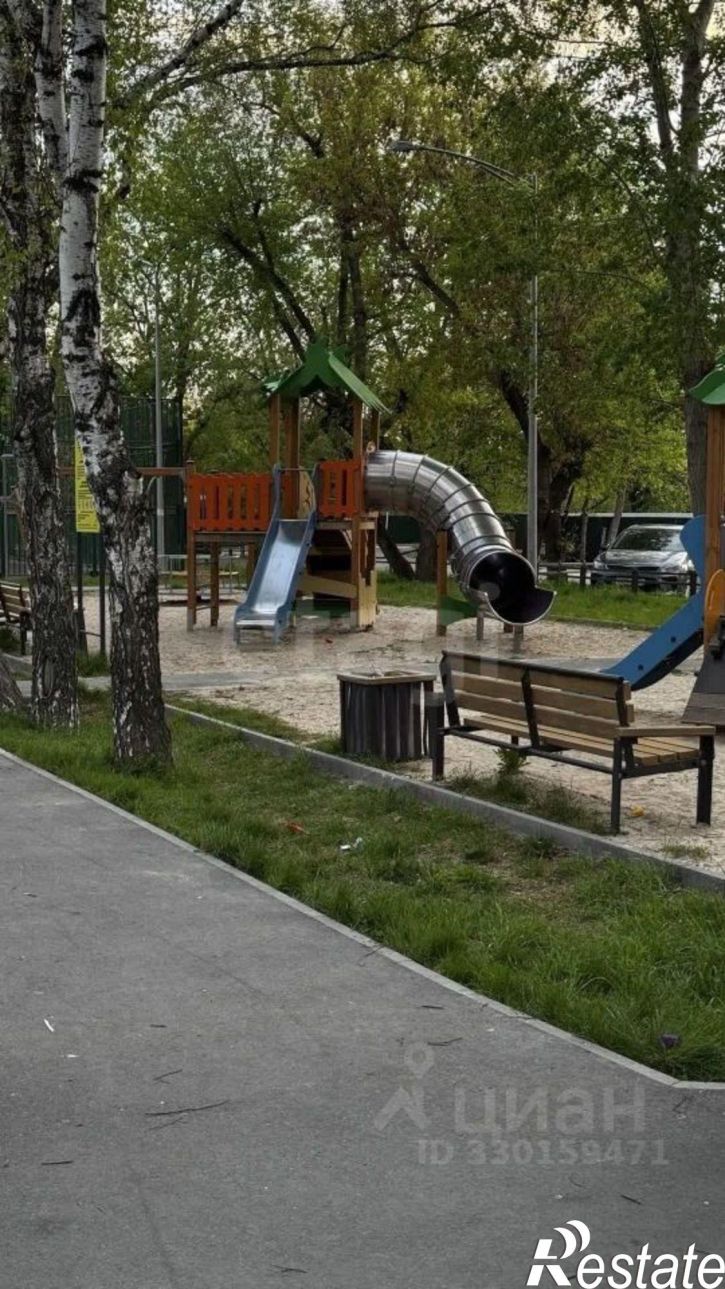 3-комн квартира Ялуторовская улица, 16,  д. 16
