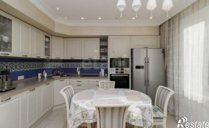 3-комн квартира улица Николая Фёдорова, 24,  д. 24