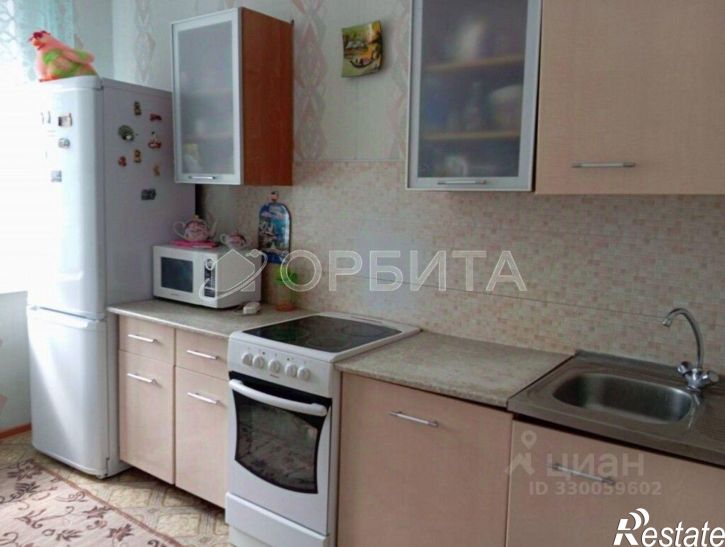 2-комн квартира ул Домостроителей, 38,  д. 38