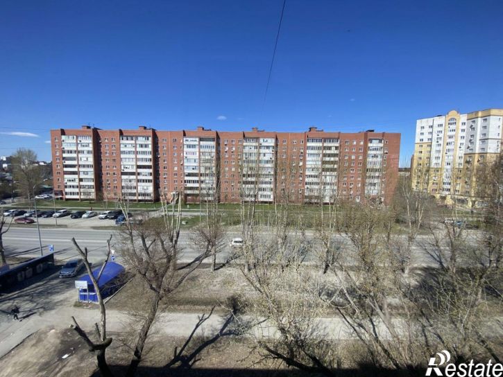 2-комн квартира улица Ватутина, 20,  д. 20