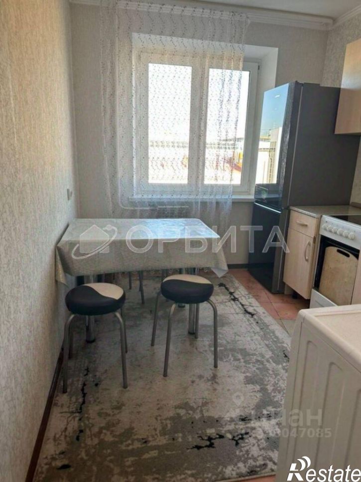 3-комн квартира ул Александра Логунова, 3,  д. 3
