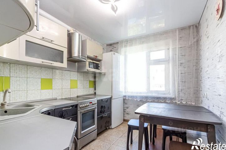 3-комн квартира улица Мельникайте, 128,  д. 128