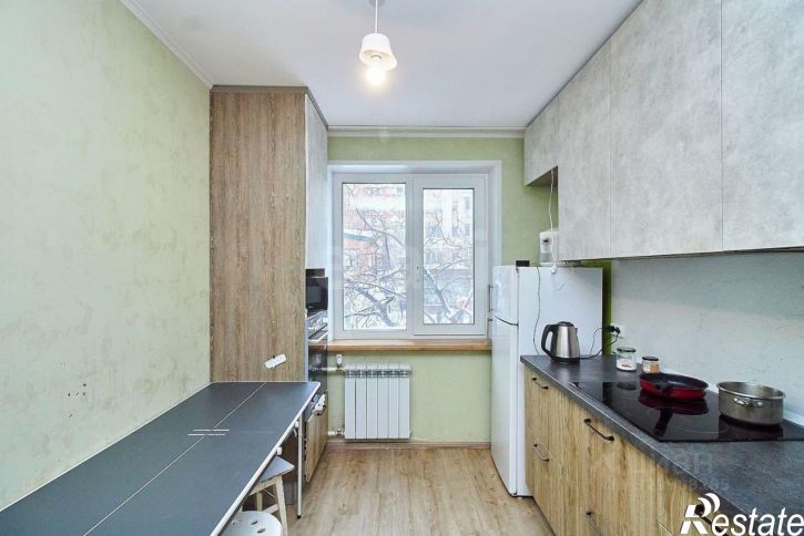 3-комн квартира улица Немцова, 50,  д. 50
