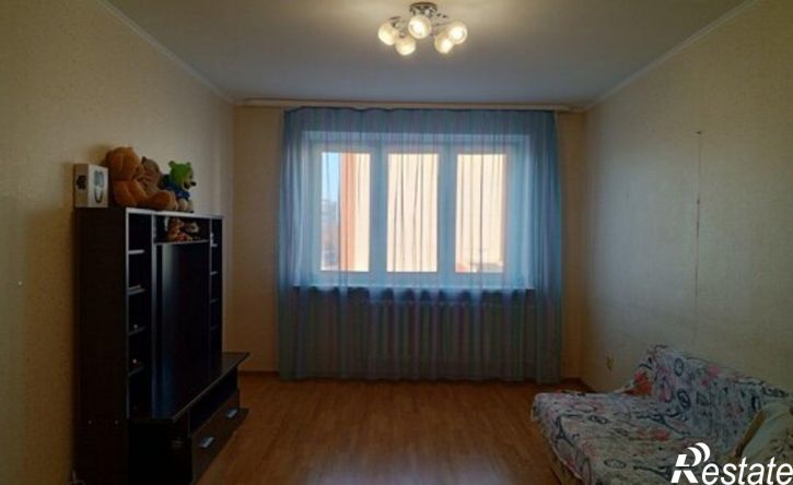 3-комн квартира улица Домостроителей, 38,  д. 38