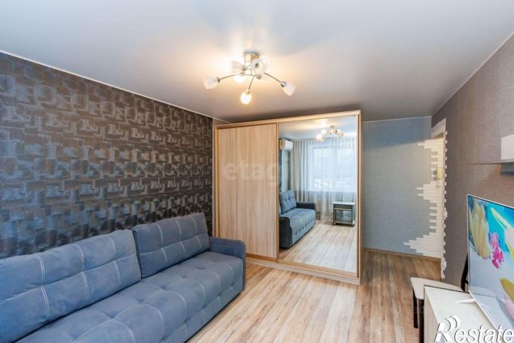 2-комн квартира улица Созидателей, 8,  д. 8