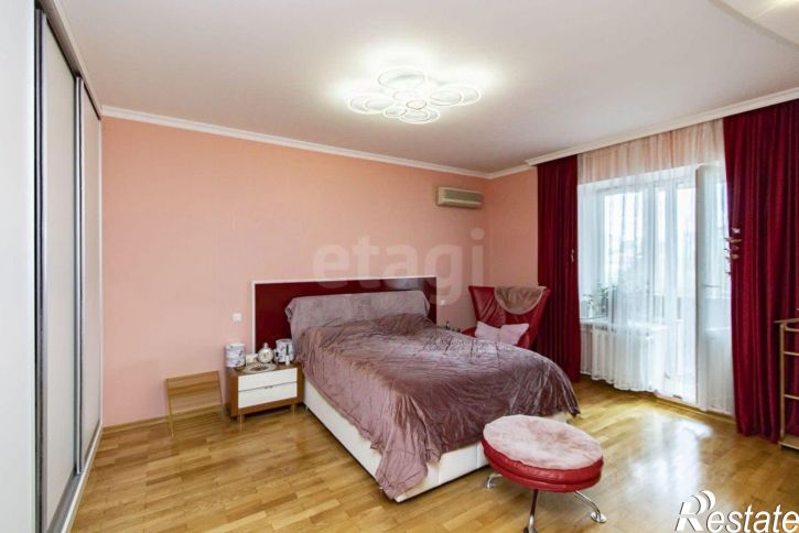 3-комн квартира ул Республики, 14,  д. 14