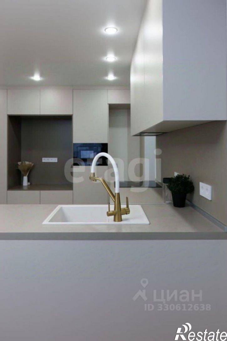 3-комн квартира улица Монтажников, 42А,  д. 42А