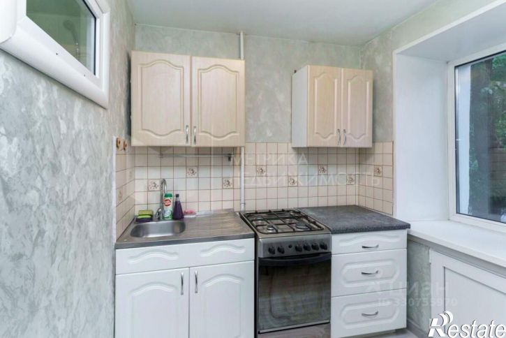 2-комн квартира ул Парфенова, 40,  д. 40