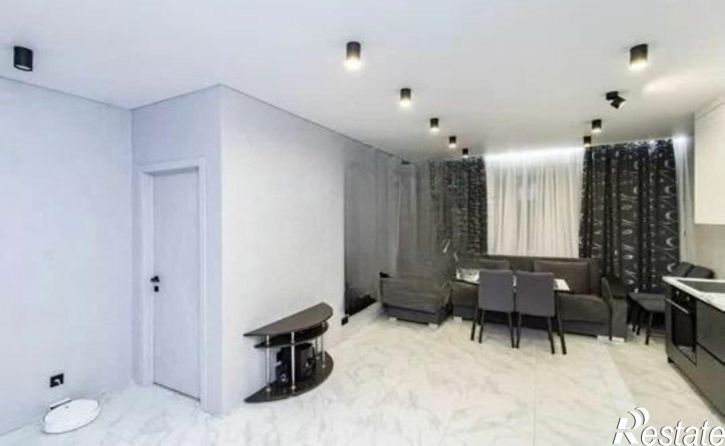 2-комн квартира ул Республики, 204 10,  д. 204 10,  к. 10